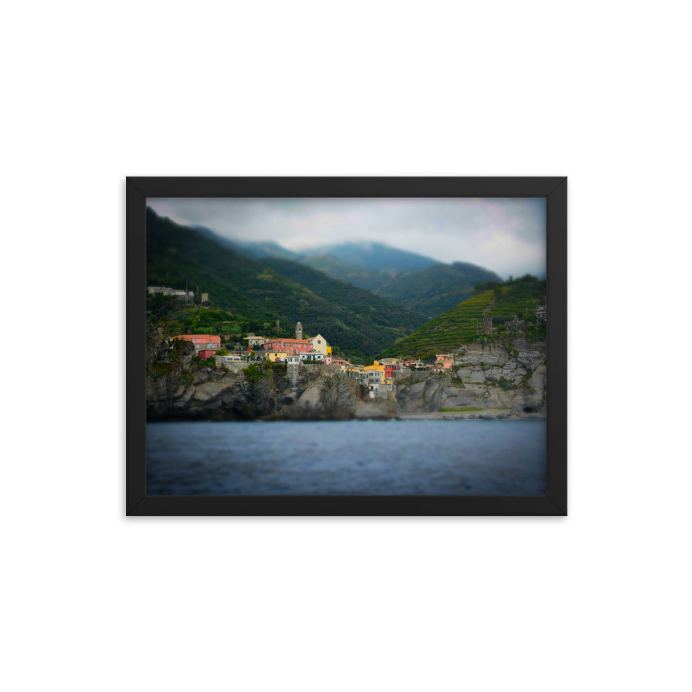 Vernazza - Framed photo paper poster