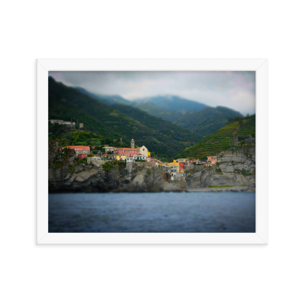 Vernazza - Framed photo paper poster