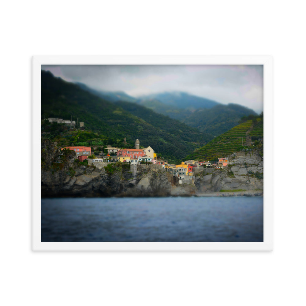 Vernazza - Framed photo paper poster